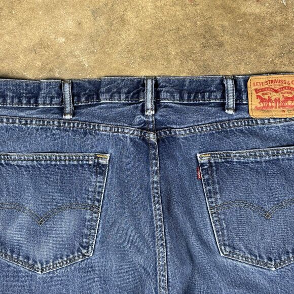 Levi’s 505 Jeans Men’s Size‎ 40x25.5 Medium Wash Denim Nice Fade - Picture 4 of 10